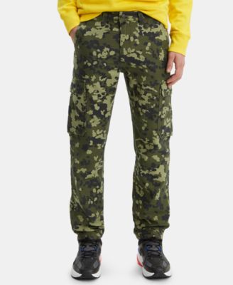 levi's tapered cargo pants