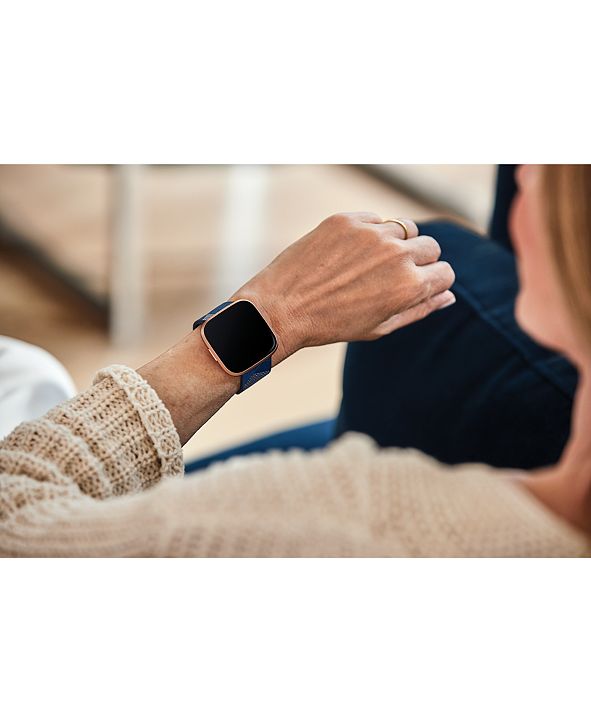 fitbit versa touchscreen