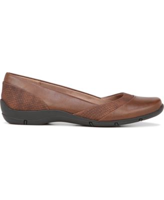 lifestride deja vu women's flats