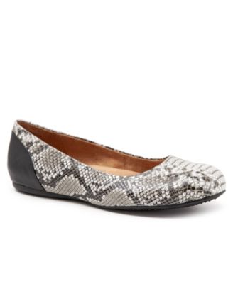 softwalk flats