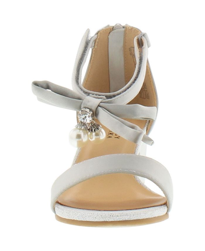 badgley mischka pernia