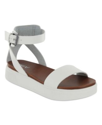 sandals with sneaker bottom