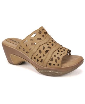 comfortable clog sandals