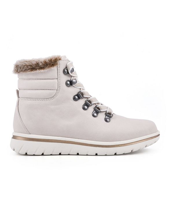 cliffs by white mountain lace up boots