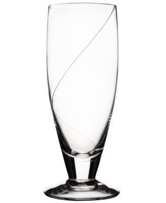 Бокал для напитков линии Kosta Boda со льдом