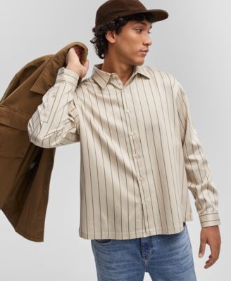 Модель одной мужской рубашки свободного кроя с принтом на пуговицах созданной для Macys 4790₽