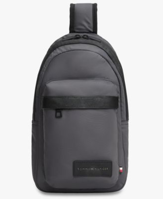 Мужская сумка-слинг среднего размера от Tommy Hilfiger
