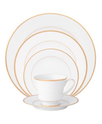 Сервиз Noritake Heritage, состоящий из 5 предметов, рассчитан на 1
