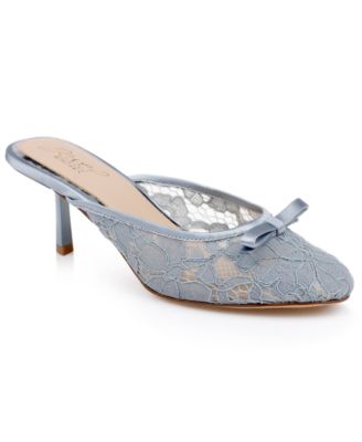 Женские слипоны Elliott Evening Mule синего цвета от Jewel Badgley Mischka