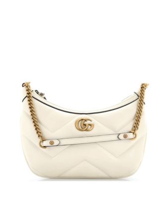 Бывшие в употреблении модели Gucci Small GG Marmont с цепочкой Moon Hobo Matelasse из кожи белого цвета