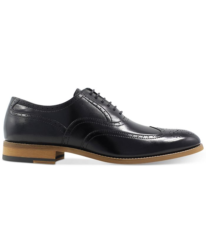 stacy adams men's dunbar wingtip oxfords