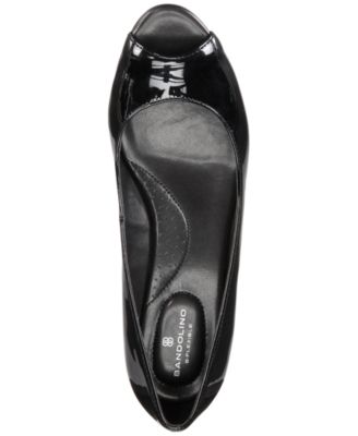 bandolino patent leather wedge