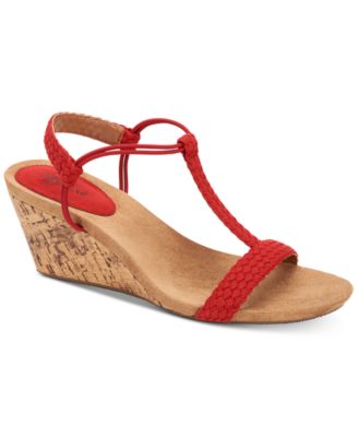 style and co mulan wedge