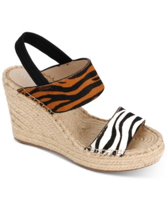 kenneth cole olivia simple wedge