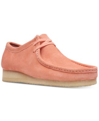 where can i buy wallabee shoes