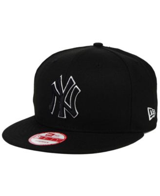 new york yankees cap black and white