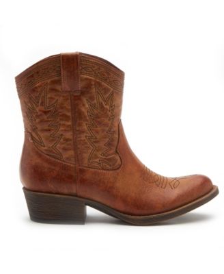 macys cowgirl boots