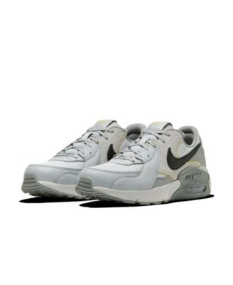 nike air max excee men's reviews