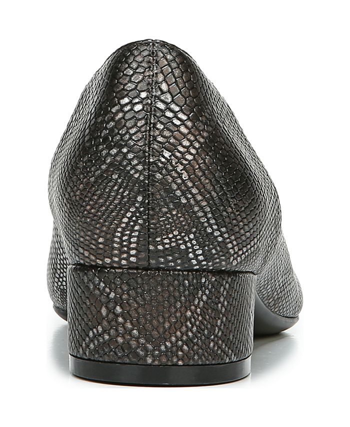 naturalizer feather pump