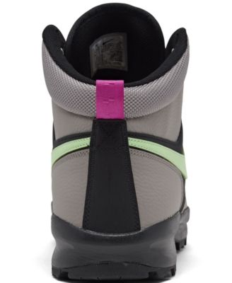 nike manoa boots finish line