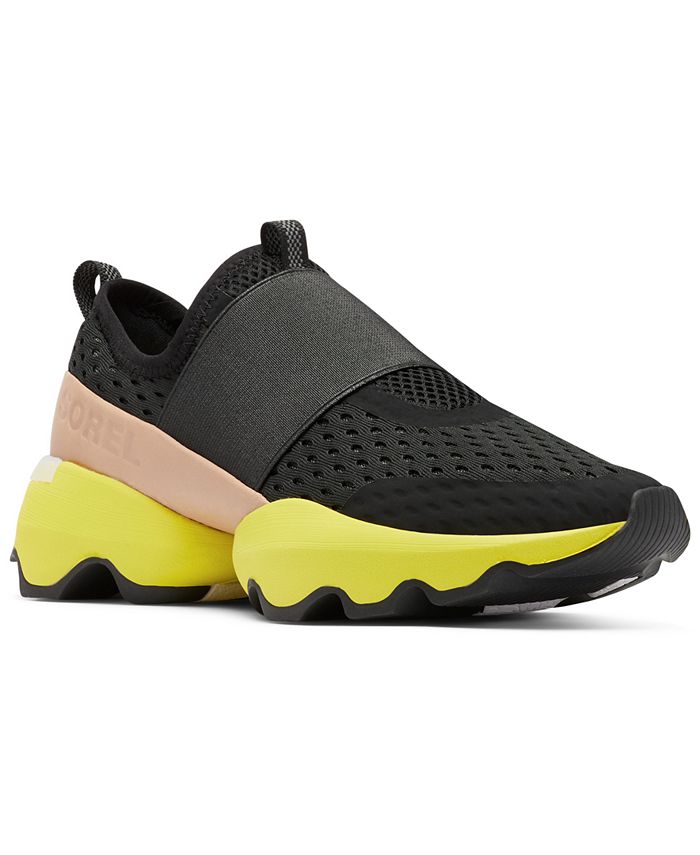 kinetic impact strap sneaker