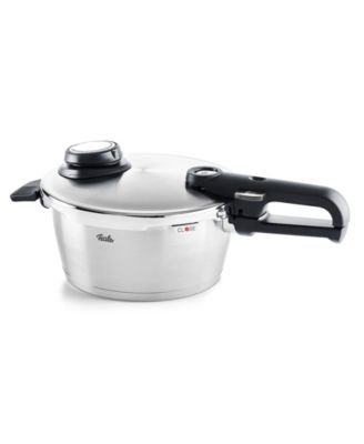 Скороварка Fissler Vitavit Премиум-класса из нержавеющей стали емкостью 3,7 литра со вставкой для приготовления на пару