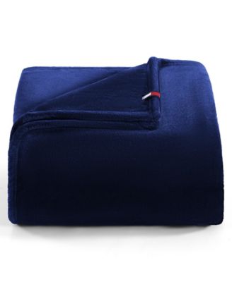 Однотонное плюшевое одеяло Tommy Hilfiger, полноразмерное/Королевское