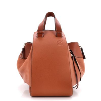 Бывшая в употреблении большая сумка-гамак Loewe из кожи коричневого цвета
