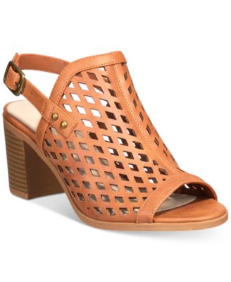 easy street slingback sandals