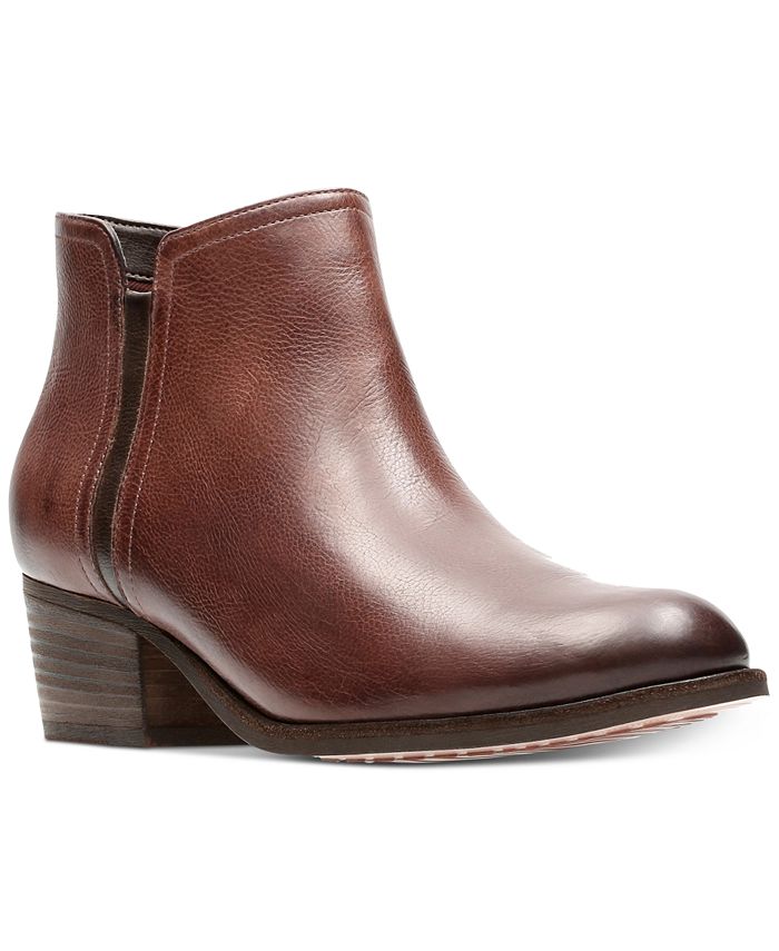 Macy's clarks womens boots deals