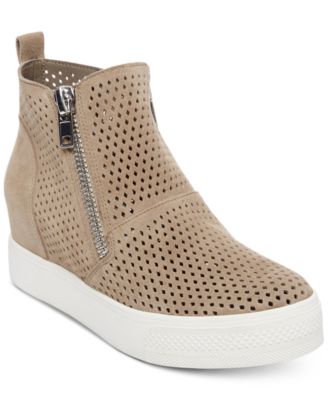 steve madden wedgie perforated