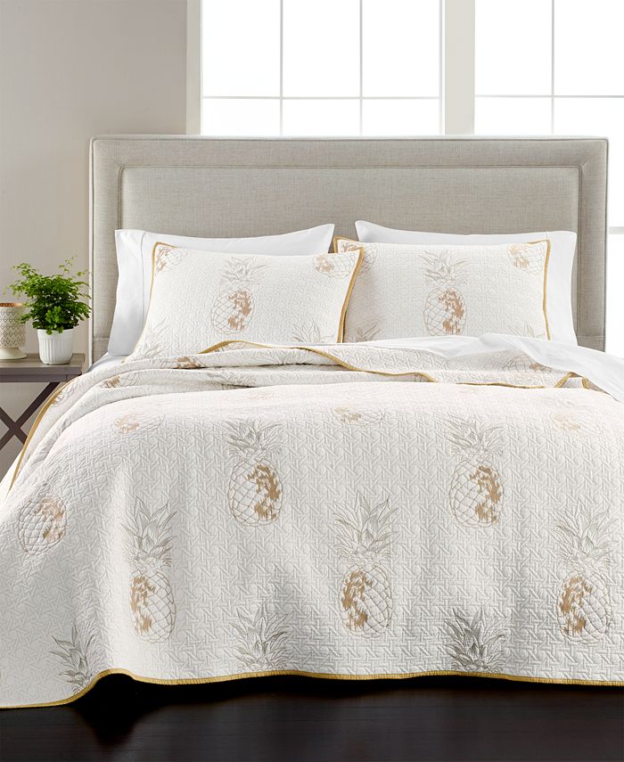 Martha Stewart Collection Embroidered Pineapple Full/Queen Quilt