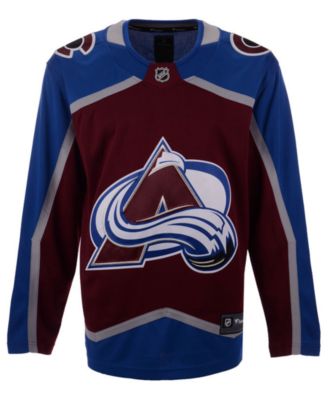 difference between breakaway and authentic jersey
