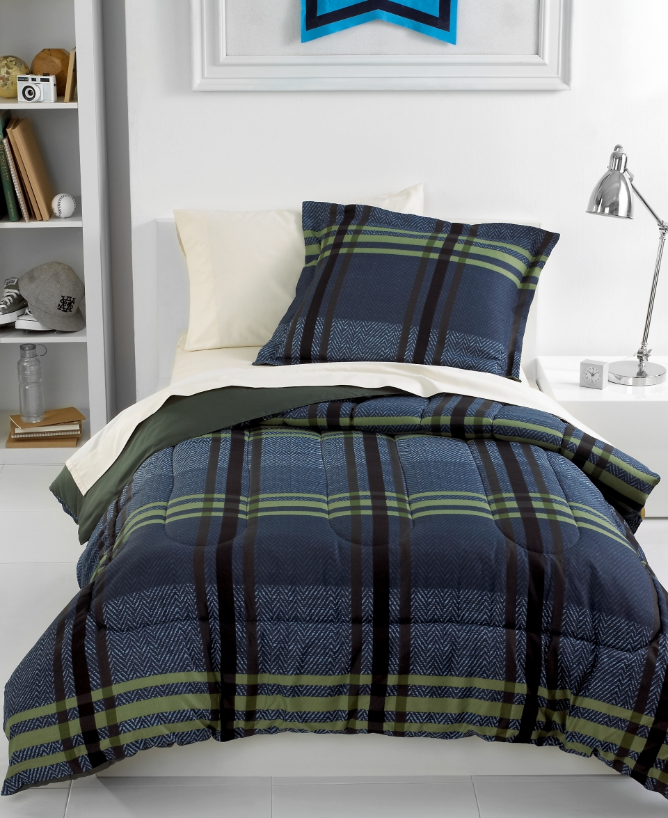 Lisbon Navy 3 Piece Comforter Sets