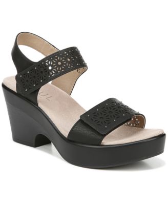 soul naturalizer platform sandal