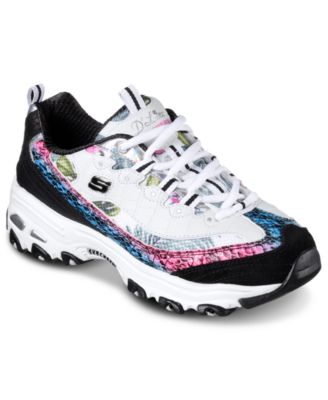 womens wide athletic shoes