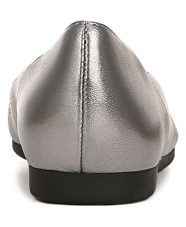 naturalizer rayna flat