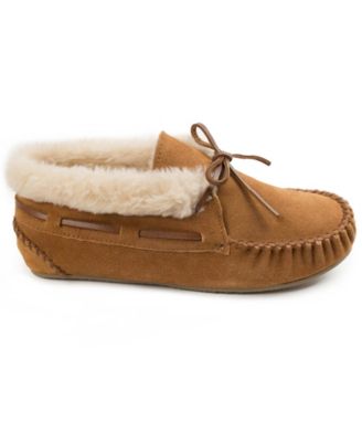 minnetonka chrissy boot