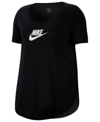 Nike Plus Size Sportswear Essential 
