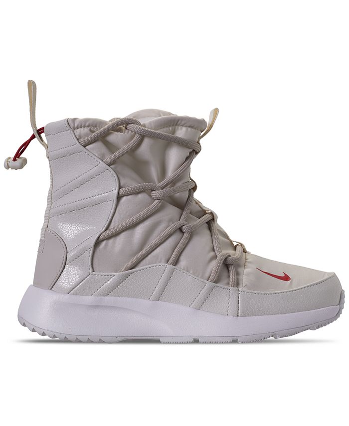 nike tanjun boots white