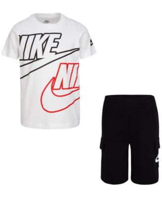 nike t shirt shorts set