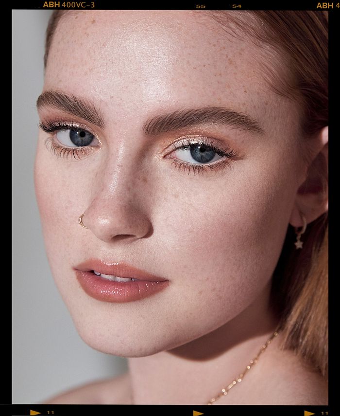 Anastasia Beverly Hills Tinted Brow Gel Reviews Makeup Beauty Macy S What it is:a tinted brow gel.what it is formulated to do:for those with thin, sparse brows, this unique, botanical formula gives the appearance of fuller, thicker brows. tinted brow gel