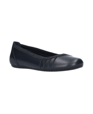 easy street ballet flats
