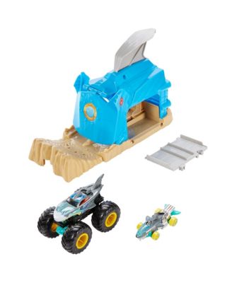 hot wheels monster truck shark wreak