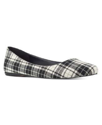 speakup almond toe flats