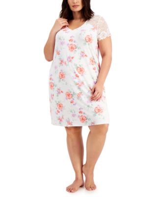 macys plus size clothing