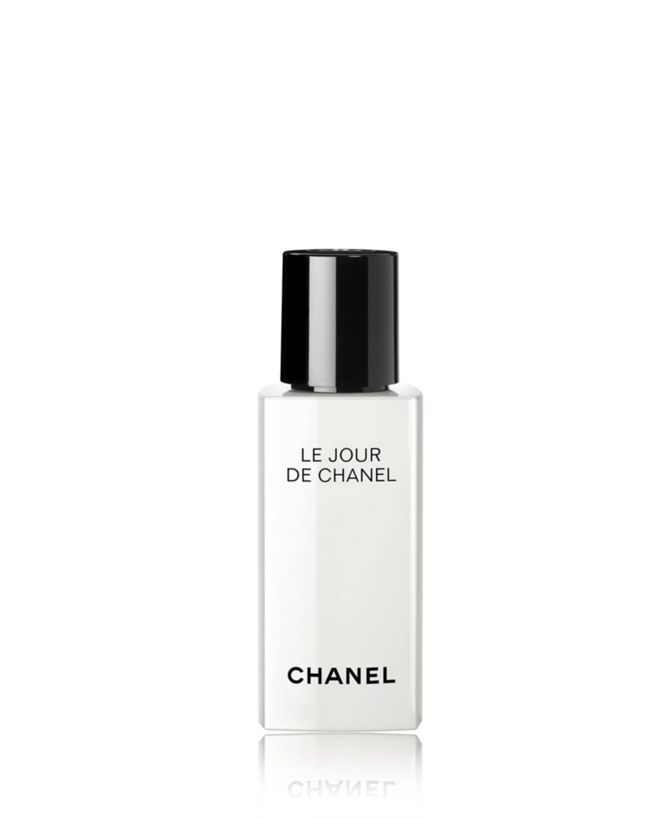 CHANEL LE JOUR DE CHANEL Resynchronizing Skincare