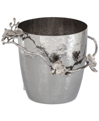 white champagne bucket