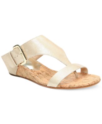 donald pliner doli wedge sandals