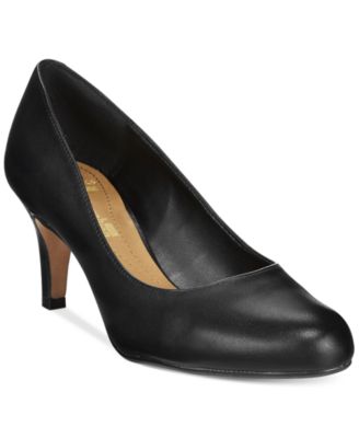 macys clarks pumps